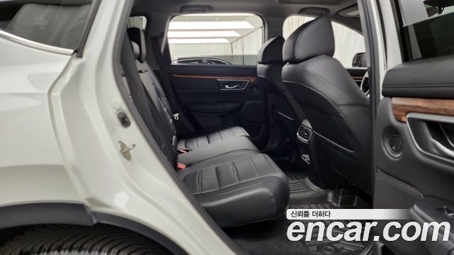 Honda CR-V 2019 — photo 18