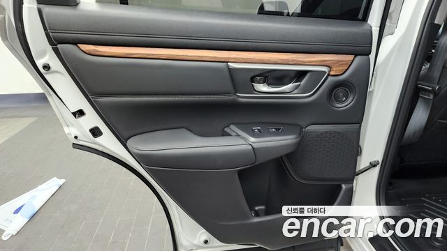 Honda CR-V 2019 — photo 15