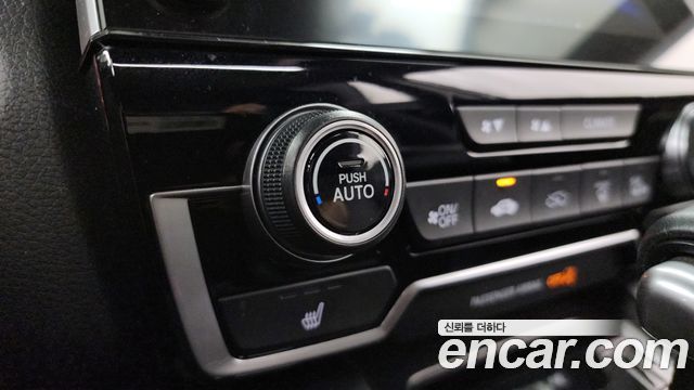 Honda CR-V 2019 — photo 27