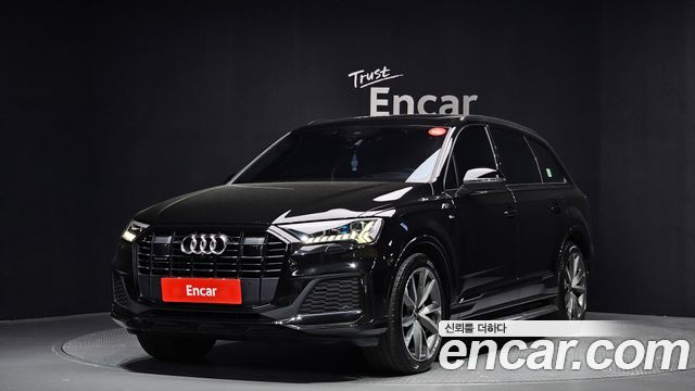 Audi Q7 2023 — photo 1