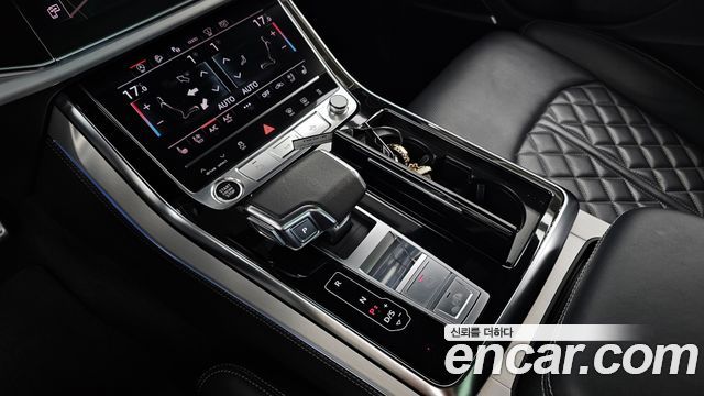 Audi Q7 2023 — photo 12