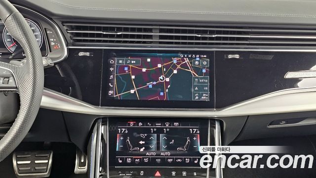 Audi Q7 2023 — photo 20