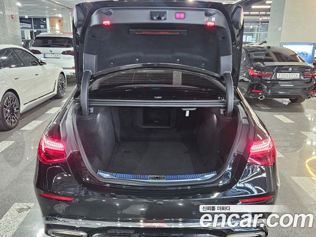 Mercedes-Benz S-Class 2022 — photo 19