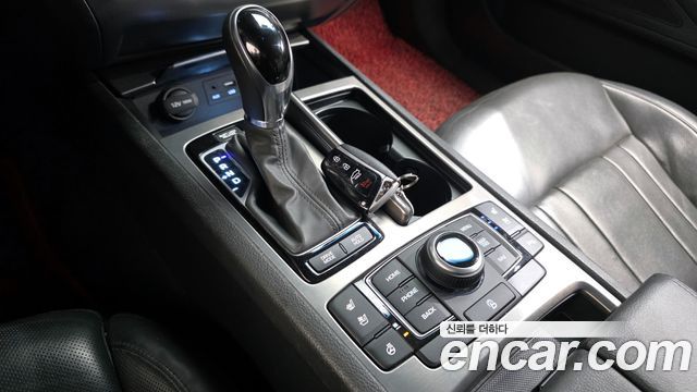 Hyundai Genesis 2015 — photo 9