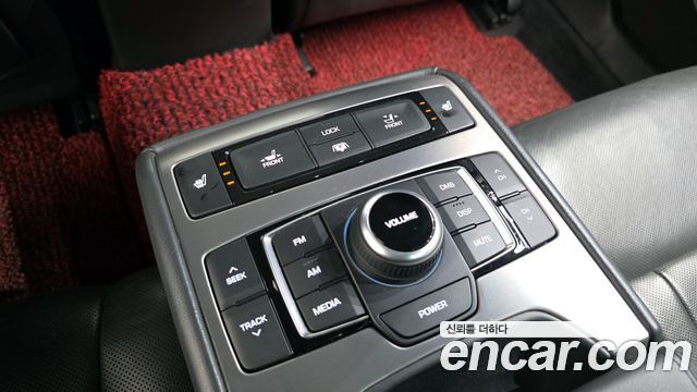 Hyundai Genesis 2015 — photo 19