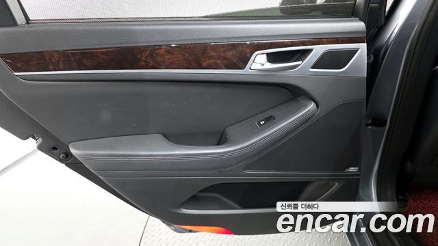 Hyundai Genesis 2015 — photo 20