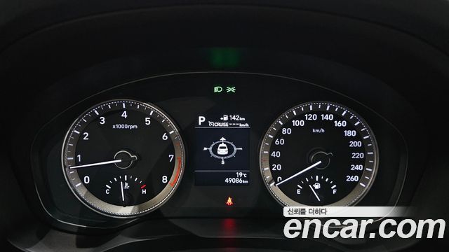 Hyundai Grandeur 2018 — photo 11