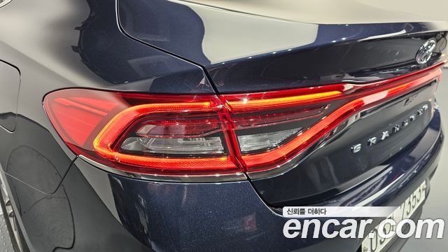 Hyundai Grandeur 2018 — photo 9