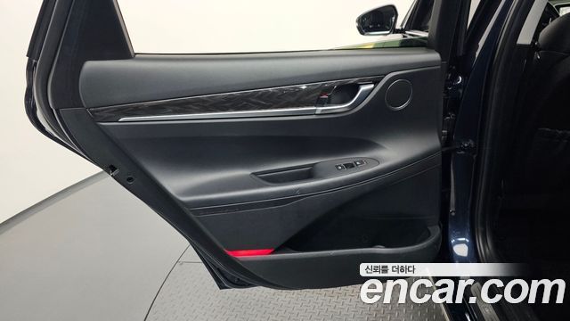Hyundai Grandeur 2018 — photo 15