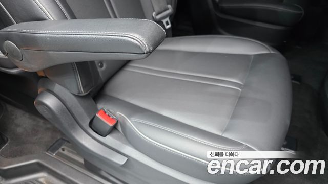 Hyundai Staria 2022 — photo 10