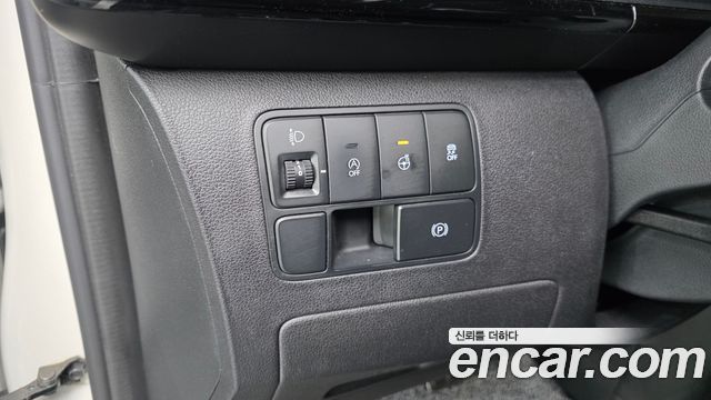 Hyundai Staria 2022 — photo 13