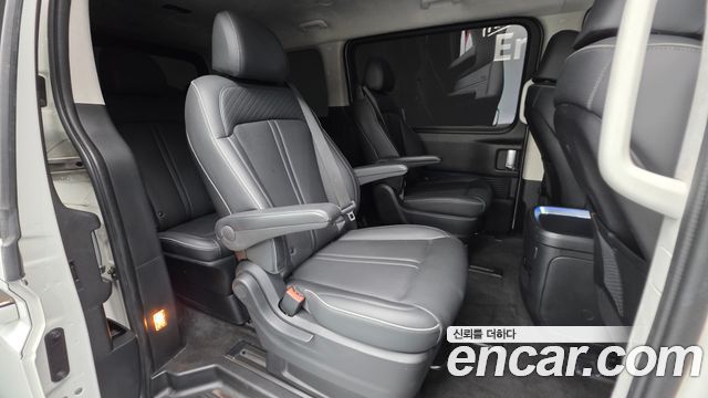 Hyundai Staria 2022 — photo 19