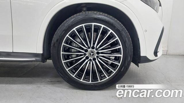 Mercedes-Benz GLC-Class 2024 — photo 5