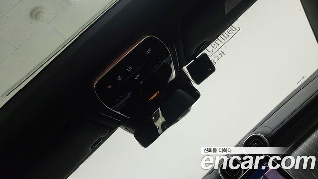 Mercedes-Benz GLC-Class 2024 — photo 17