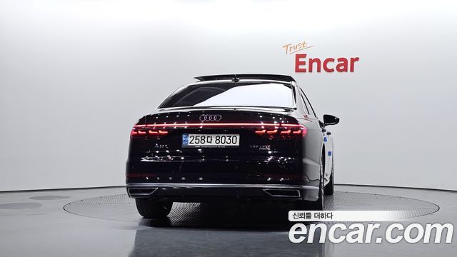 Audi A8 2021 — photo 4