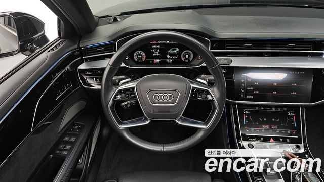 Audi A8 2021 — photo 19