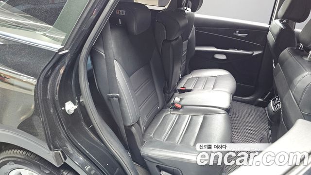 Kia Sorento 2016 — photo 12