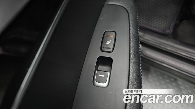 Kia Sorento 2016 — photo 18