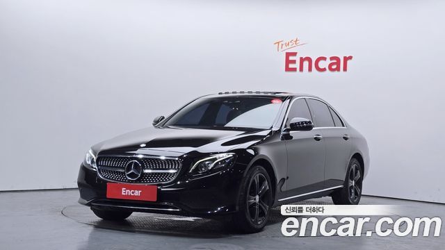 Mercedes-Benz E-Class 2017 — photo 1
