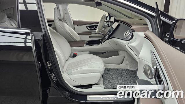 Mercedes-Benz EQS 2022 — photo 17