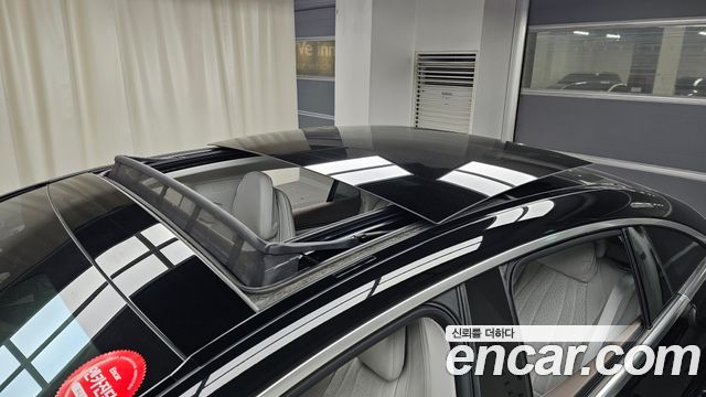 Mercedes-Benz EQS 2022 — photo 25
