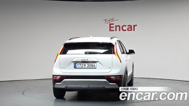 Kia Niro 2025 — photo 4