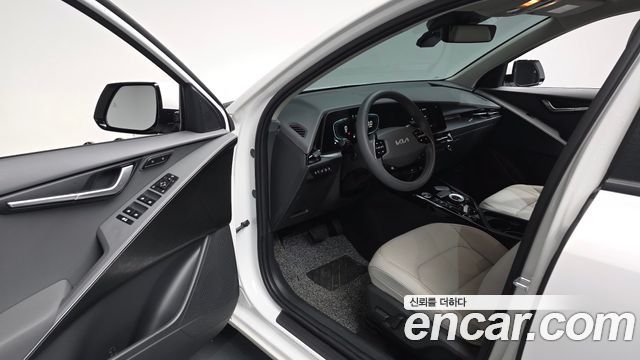 Kia Niro 2025 — photo 13