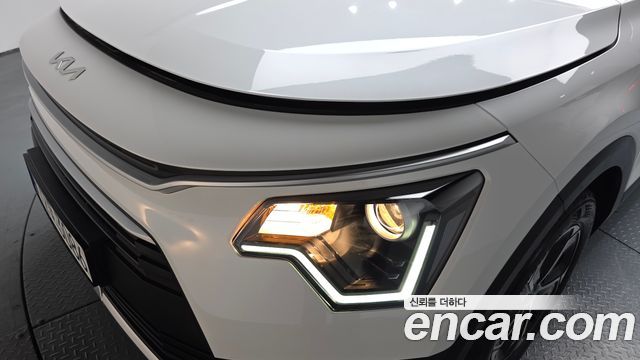 Kia Niro 2025 — photo 8