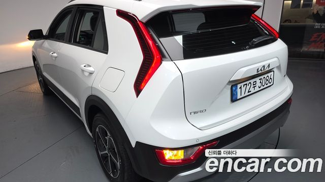Kia Niro 2025 — photo 9