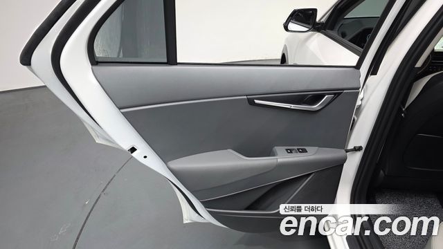 Kia Niro 2025 — photo 15
