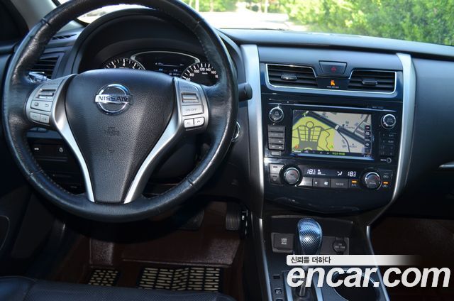 Nissan Altima 2015 — photo 18