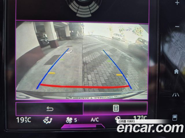 Renault Korea QM6 2017 — photo 13