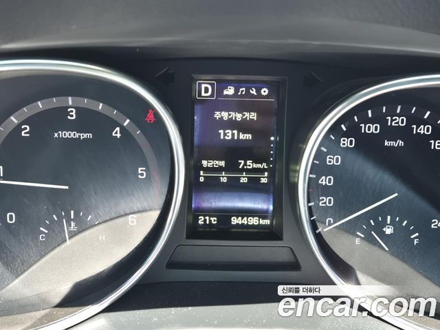 Hyundai Santafe 2016 — photo 11