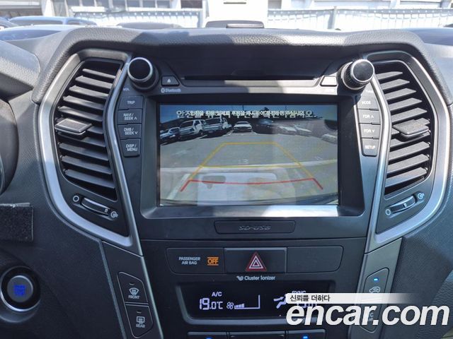 Hyundai Santafe 2016 — photo 13