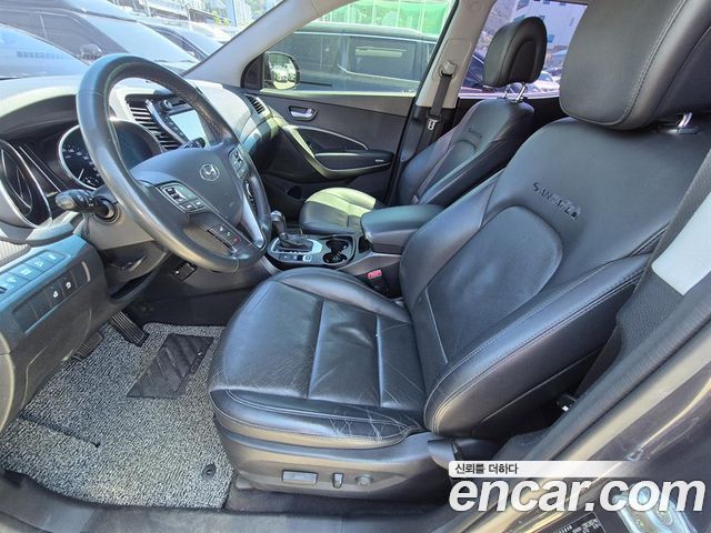 Hyundai Santafe 2016 — photo 15