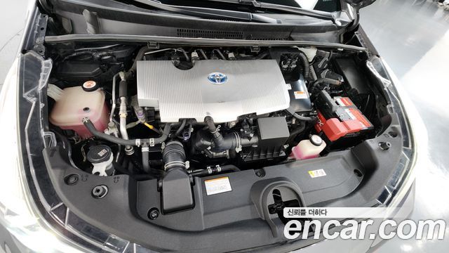 Toyota Prius 2019 — photo 6