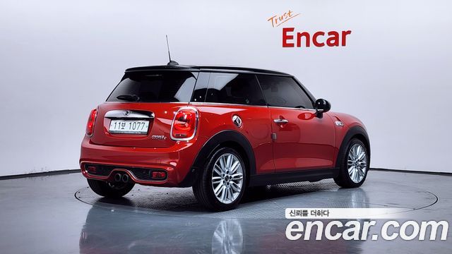 Mini Cooper 2015 — photo 2