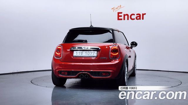 Mini Cooper 2015 — photo 4