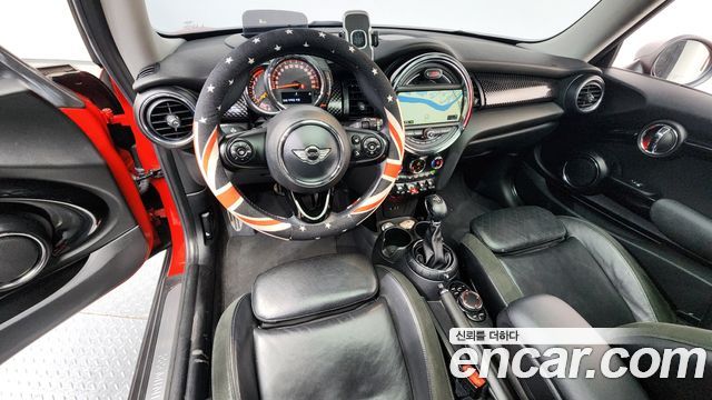 Mini Cooper 2015 — photo 7