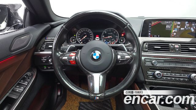 BMW 6-Series 2017 — photo 14