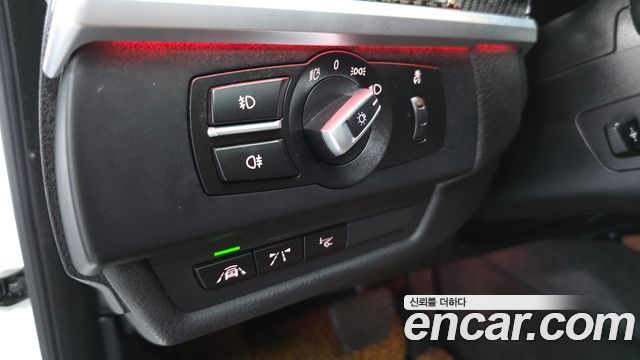 BMW 6-Series 2017 — photo 15