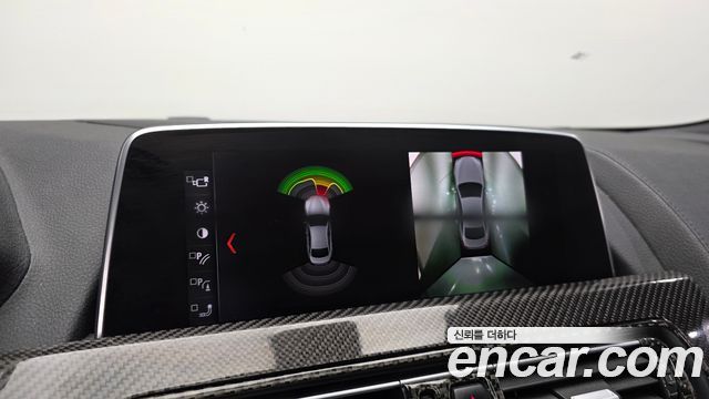 BMW 6-Series 2017 — photo 17