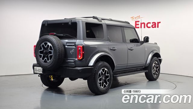Ford Bronco 2022 — photo 2