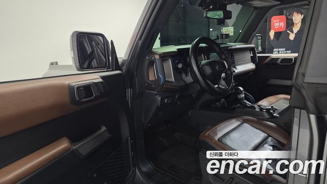 Ford Bronco 2022 — photo 10