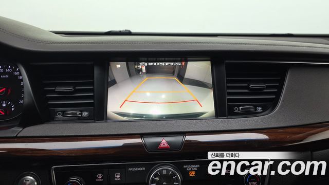 Kia K7 2017 — photo 17
