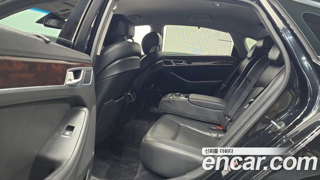 Hyundai Genesis 2016 — photo 12
