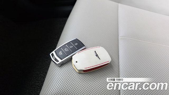 Genesis G70 2018 — photo 23