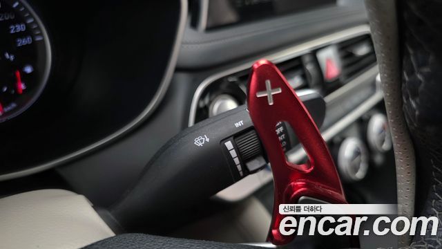 Genesis G70 2018 — photo 25