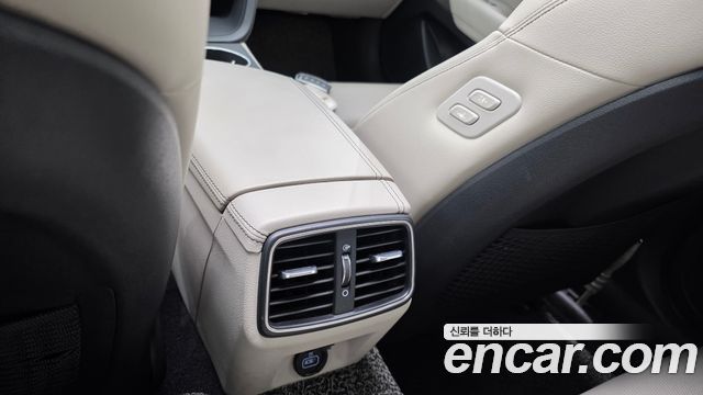 Genesis G70 2018 — photo 30