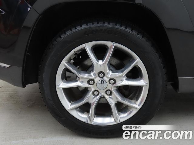 Jeep Cherokee 2016 — photo 20